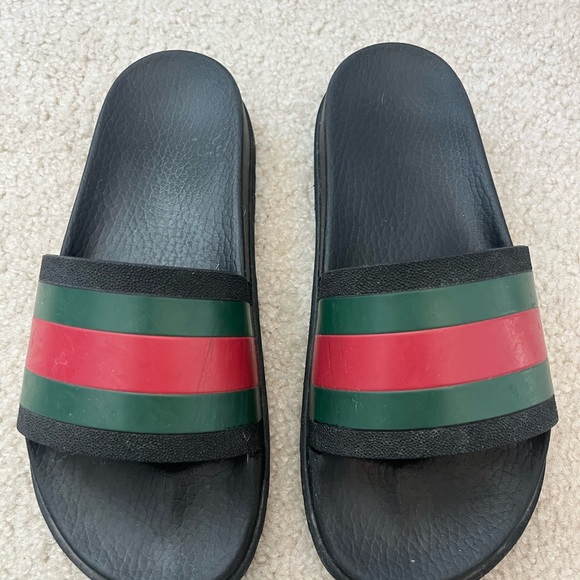 Gucci Black Slides with Red and Green Stripes - Picture 6 of 9